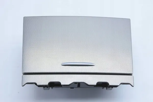 Mercedes Dryckeshållare OEM A2076805250 för E-klass W207 image 2