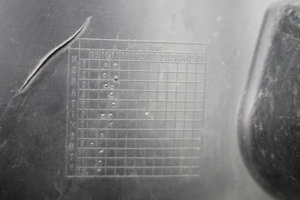 BMW 5 G31 G30 Front Right Wheel Arch 7340796 7340786 image 7