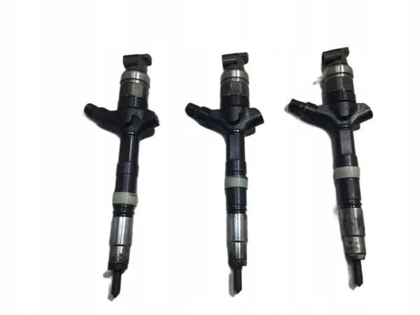 Inyector Toyota Avensis T25 2.0 D4D 23670-0G010 image 2