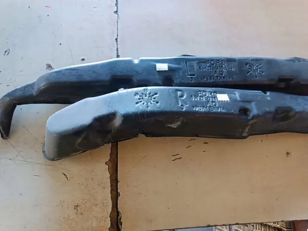Set de para-lamas FORD S-MAX MK1 OEM - Direito e Esquerdo image 2