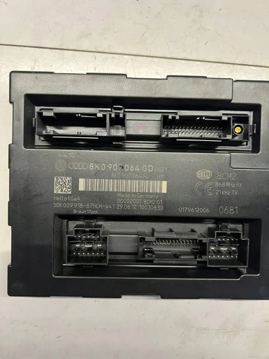 Audi Comfortmodule OEM 8K0907064CD image 2