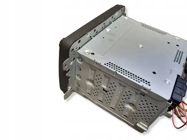 Rádio Skoda Fabia Mk2 OEM 5J0035161D - Usado image 10