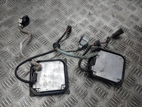 Toyota Avensis T25 Xenon Ballast Paar OEM 39000-78496 image 3