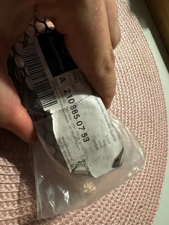 Grille de Pare-Chocs Gauche MERCEDES E-CLASS W210 A2108850153 image 2