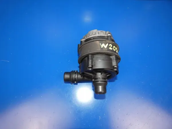 MIJ48710 Vattenpump för Mercedes C-klass W205 image 2