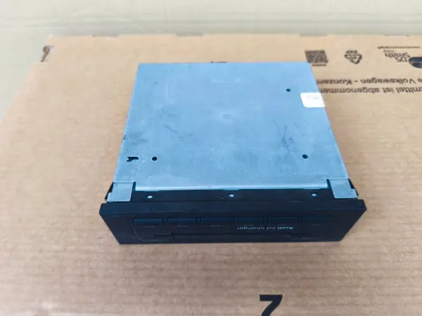 Changer CD Audi OEM CFA00039A - Occasion image 3