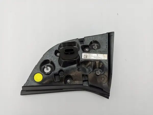 TESLA MODEL Y 20-3 LIFT 23- VÄNSTER BAKLJUS 1502088-00-B image 10