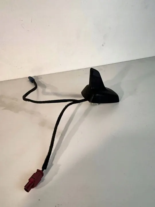 Antenne GPS Audi A6 OEM 17533033204 - Occasion image 2