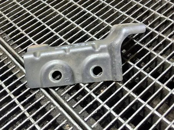 Support d'aile avant droit SKE57115 pour Hyundai i40 image 2