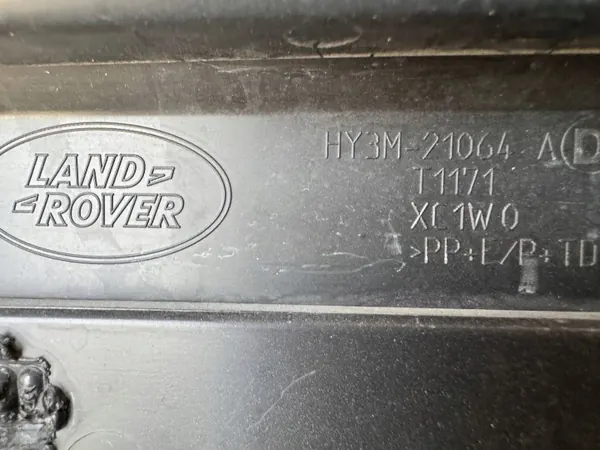 Land Rover Discovery 5 Oikea etuoven lista HY3M21064 image 5
