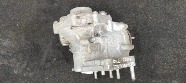 Front Reducer TOYOTA RAV 4 IV 2.0D 91kW 2014 image 3