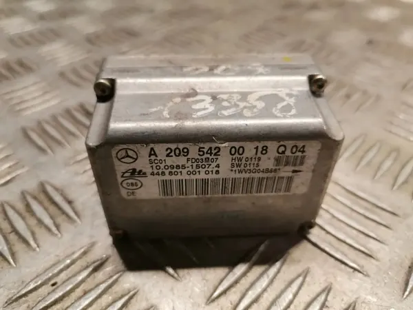Sensor velocidade Mercedes-Benz C W203 OEM 2095420018 image 2