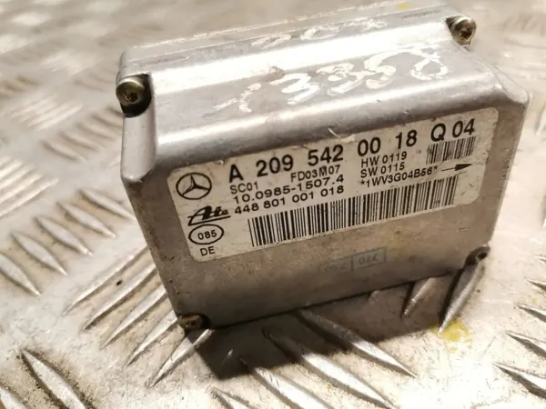 Sensor velocidade Mercedes-Benz C W203 OEM 2095420018 image 4