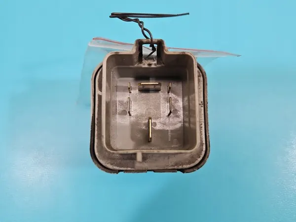 Käynnistysrele Kia Sportage III 10-15 OEM 36830-2F150 image 4