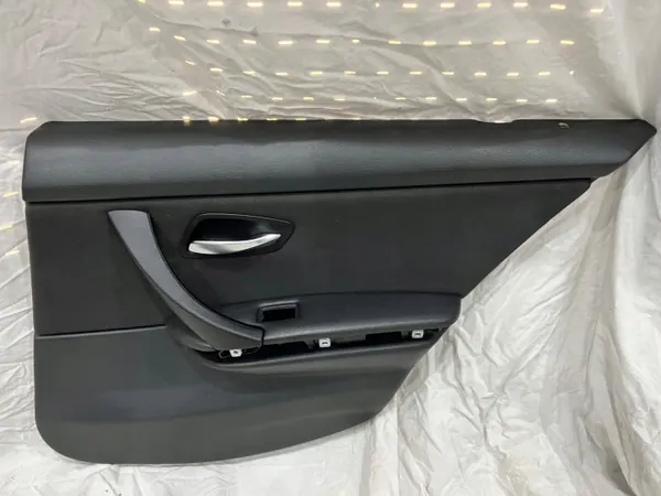 BMW E90 SEDAN Revestimento Porta Direita Traseira Tecido Preto OEM image 2