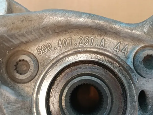 AUDI Q3 F3 SPORTBACK 1.4TFSI e 2024 MOZZO ANTERIORE SINISTRO image 8