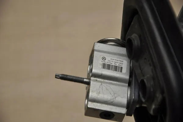 Mercedes-Benz EQA 2021 Condensator A2478307800 image 5