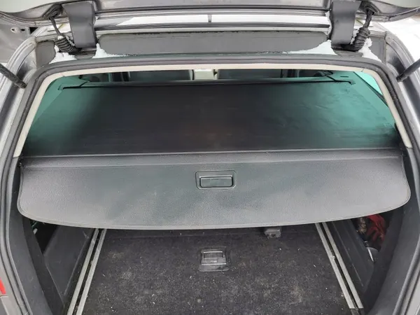 Estore de bagageira VW Passat B6 Carocha OEM 3C9867871H image 2