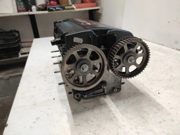 Culata Opel OEM 24461591 para Astra H 1.6 image 5