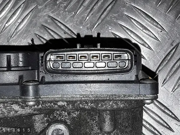 Drosselklappe Toyota Prius 2012 1800 Hybrid OEM 220300T110 image 7