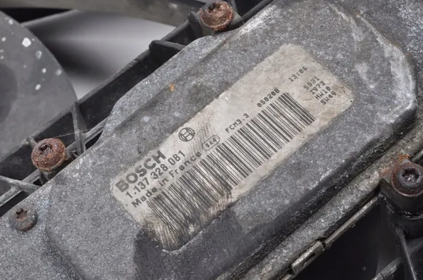 Kylfläkt Volvo XC70 I 2.4 D5 30680512 image 2