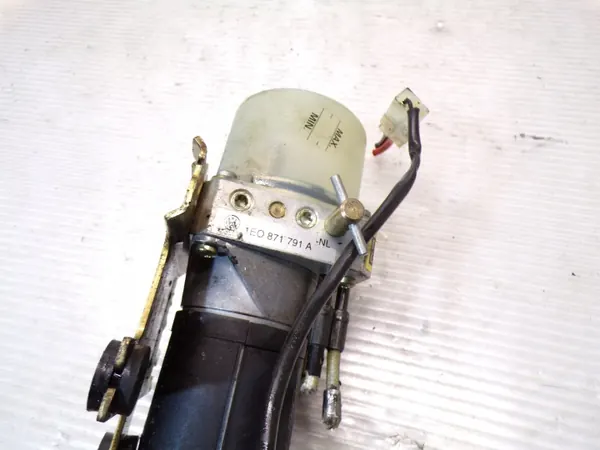 Dachmotor-Pumpe OEM 1708000030 für Mercedes-Benz SLK R170 image 4