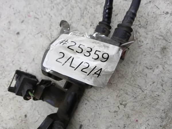 FORD FIESTA MK6 1.3 RAIL D'ALIMENTATION 2N1U9F593KA image 7