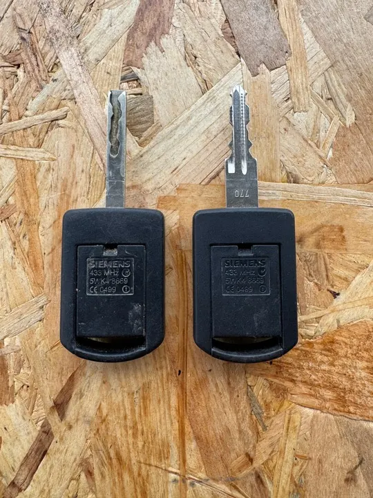 Opel Corsa C Nyckel 5WK48669 X-194 image 2