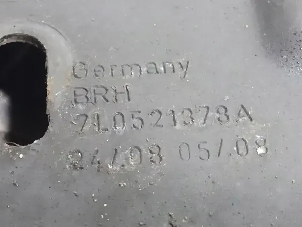 Porsche Cayenne (9PA) 2003 Motorutrymmet Dela OEM image 4