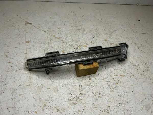 OEM JOZEEK 11B949102 Oikean Peilin Vilkku image 2