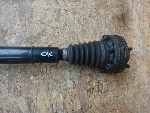 AUDI A3 8P GOLF V EOS 2.0 TDI Höger Främre Halvaxel image 3