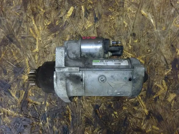 Arrancador VW GOLF VI 1.6 TDI 0AM911023H image 2