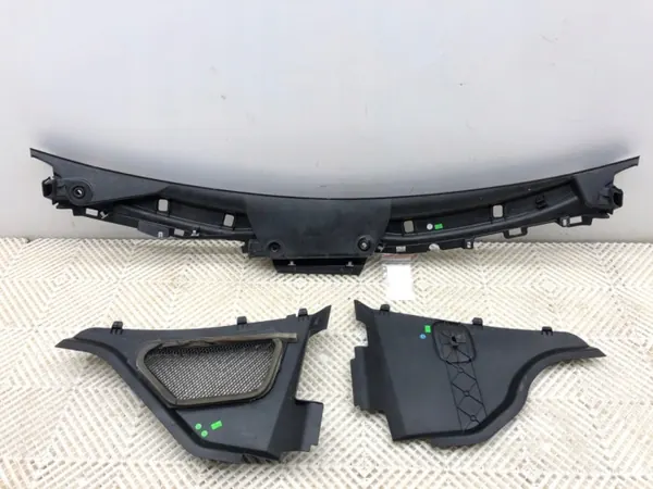 Protection pare-brise avant OEM A166830028 Mercedes W166 image 4