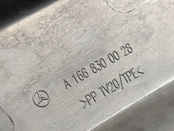 Protection pare-brise avant OEM A166830028 Mercedes W166 image 5