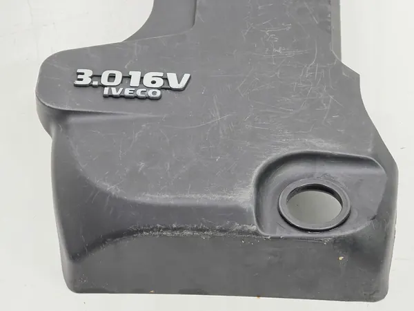 Couvercle supérieur moteur IVECO DAILY 06- 3.0 JTD image 3