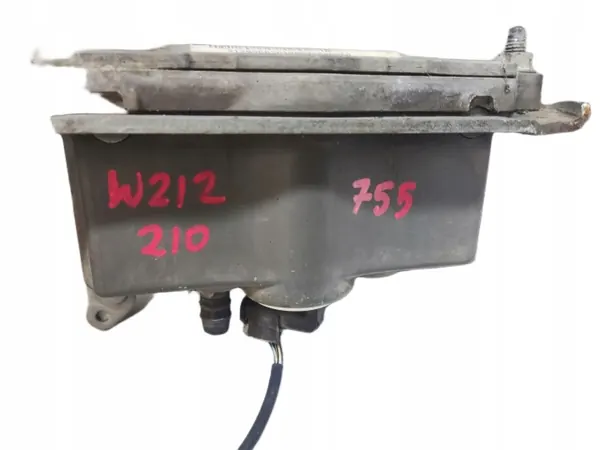 Mercedes W212 Motorhaubenscharnier Set OEM A2129066301 image 7