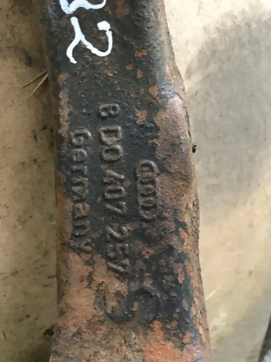 VW PASSAT B5 Mozzo Anteriore Sinistro 1.8B image 2