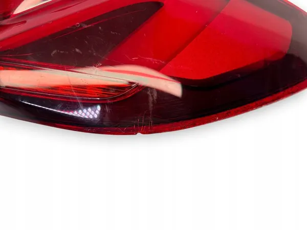 BMW Serie 1 F40 Luz Trasera Derecha 63217450644 image 8