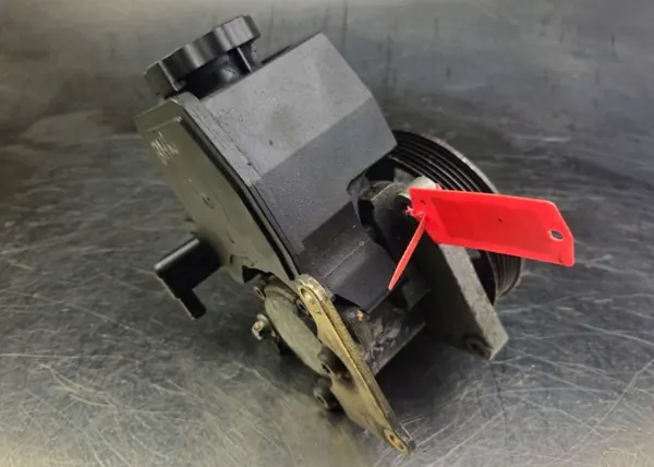 Pompe de direction OEM 0024662901 pour Mercedes W163 image 3