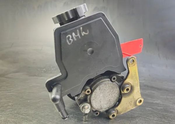 Pompe de direction OEM 0024662901 pour Mercedes W163 image 4