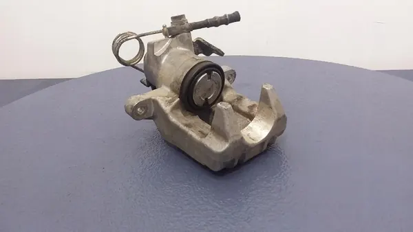 VW Passat B5 1.9 TDI Linke Hinterradbremse ABE CZH1210 image 3