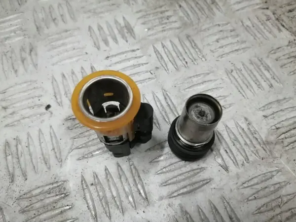 Tomada isqueiro OEM FRE55034 para Citroen image 2