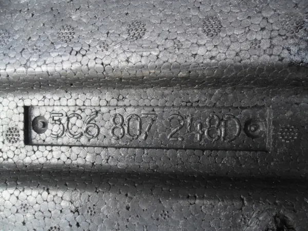 Etupuskuri-imuri Volkswagen Golf VII 5C6807248D image 3