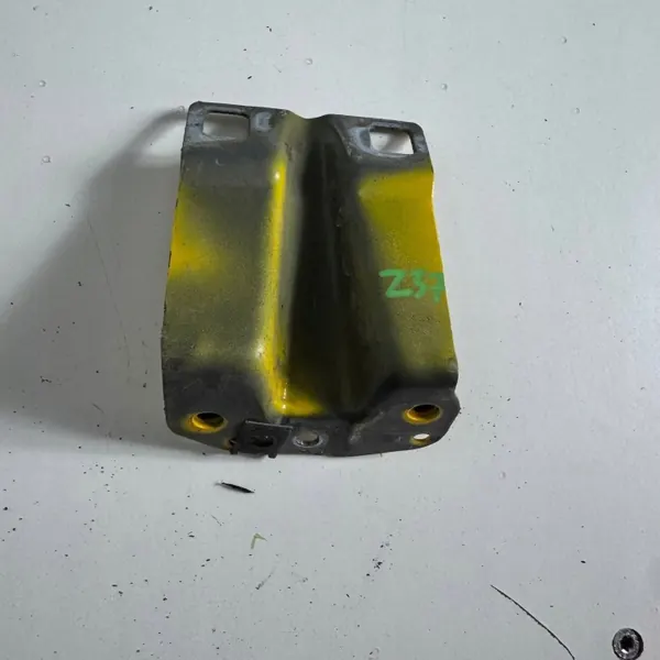 Soporte guardabarros OEM JPF16C096AA Ford Transit image 3