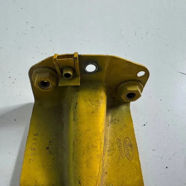 Soporte guardabarros OEM JPF16C096AA Ford Transit image 6