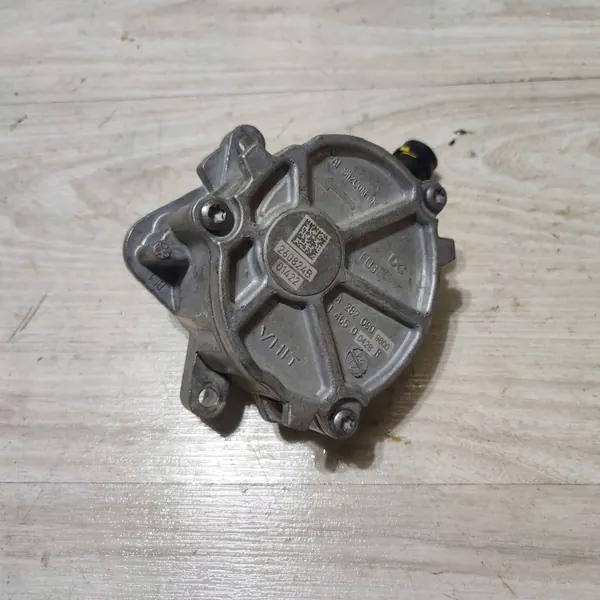 Bomba de vacío OEM A2820909800 para Dacia Jogger image 2