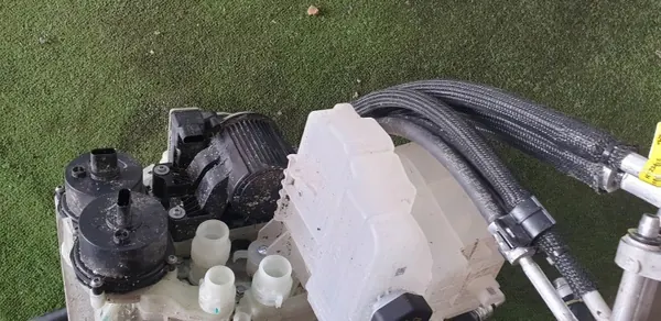 Tesla Model Y Pompe à Chaleur Climatisation OEM 1625000A1B image 4