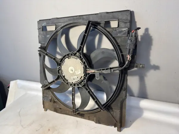 Ventilateur radiateur BMW X5 E70 OEM 56057110 (2006-2010) image 3