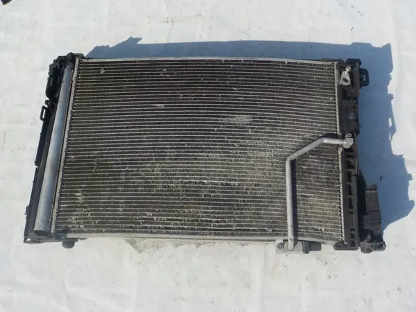 WATERKOELER MERCEDES C KLASSE W204 image 4