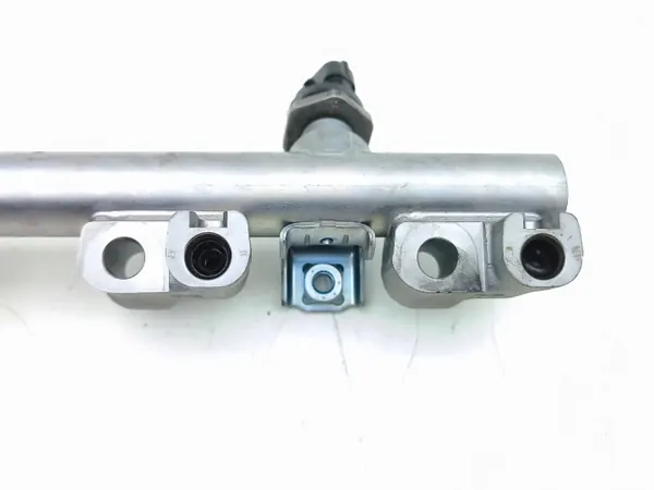 Suzuki Vitara Brandstofdruksensor OEM 0261545189 image 7